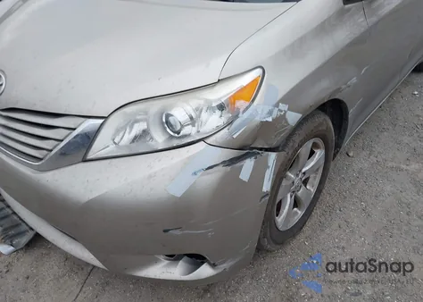 2015 Toyota Sienna Le 8 Passenger from USA, damaged, VIN 5TDKK3DC4FS686512